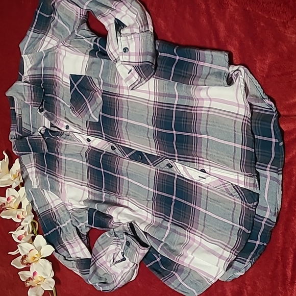 Plaid Layering Button up Top - Picture 7 of 13